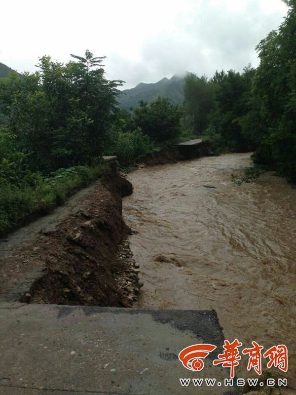 暴雨致商洛榆林延安发生洪涝灾害 3万余人受灾