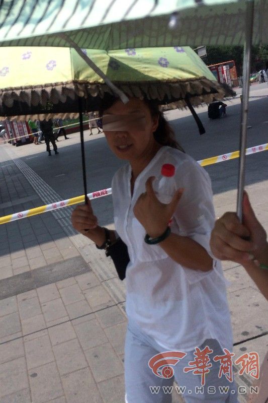 游客60元包车游临潼 被带进特产店买2500元补品