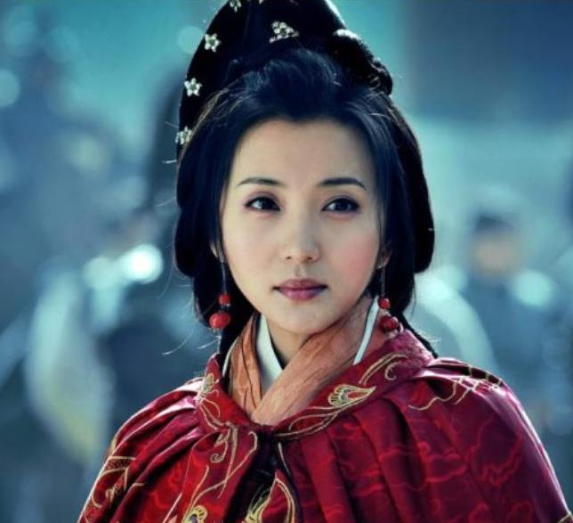 扒扒《粉红女郎》四大女主角之生存现状，万人迷成了阔太，哈妹还单着
