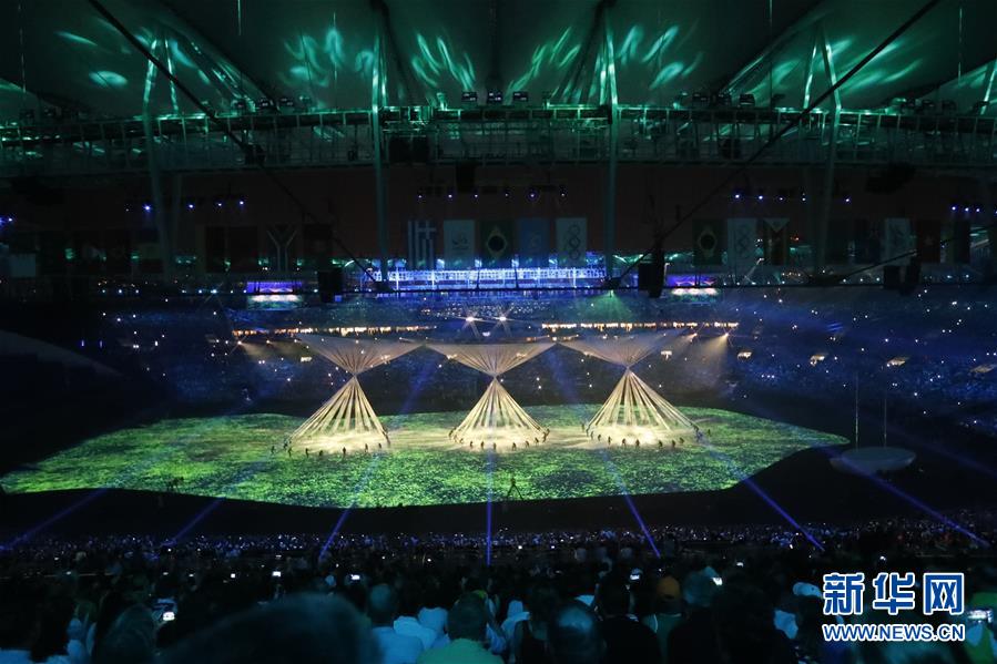 2016里约奥运会开幕式举行 现场如灯光海洋|奥