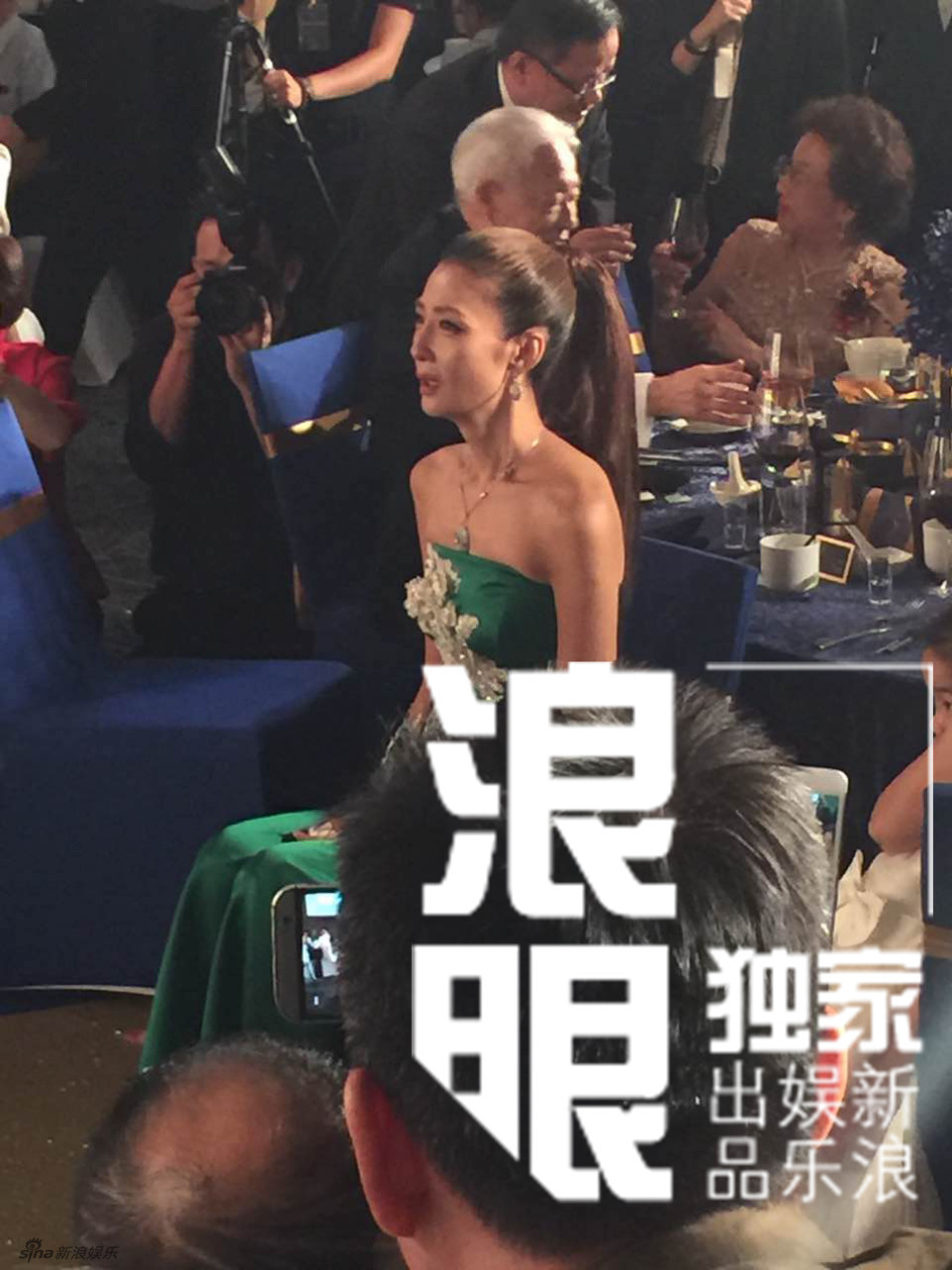 娇妻落泪