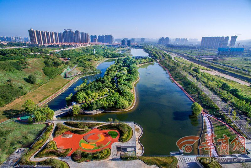 浐灞雁鸣湖公园 作者：陕西日报刘强_副本.jpg