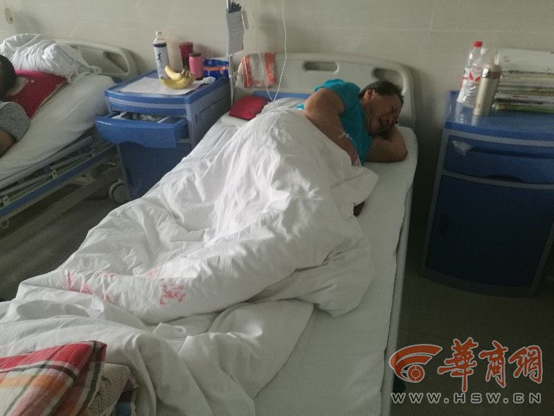 榆林一村主任被曝与村民发生冲突 用铲车大埋活人