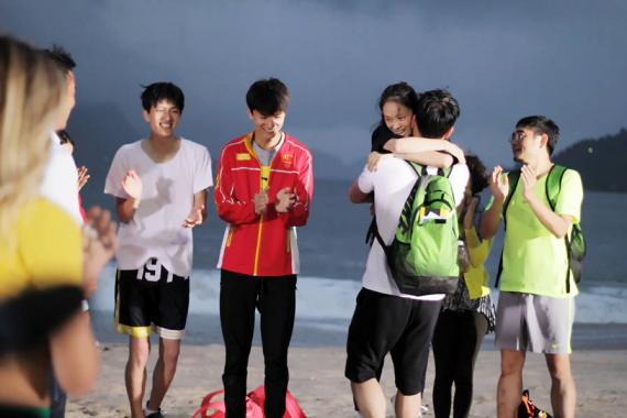 刘翔求婚吴莎现场照曝光 一脸宠溺太浪漫