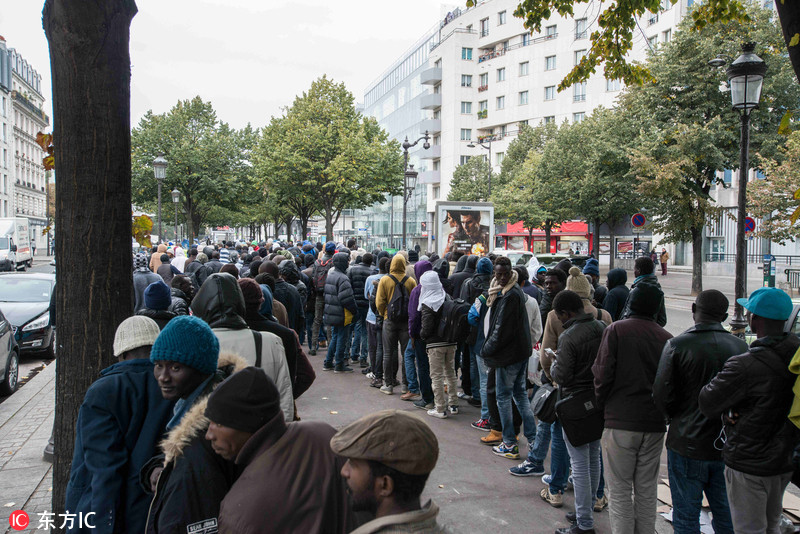 法国街头漂泊的难民|难民|国度-天下图库