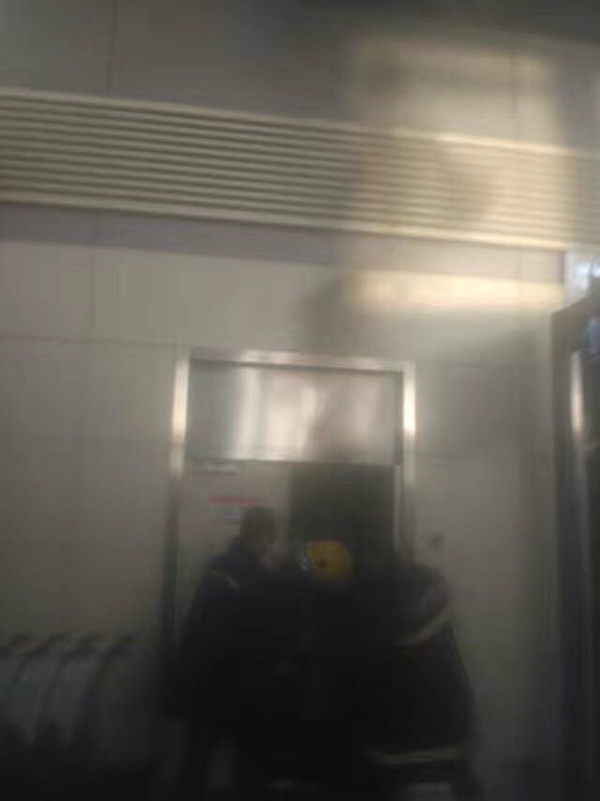 兰州中川机场跑道破损暂时关闭 部分航班备降