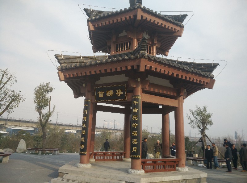 50p698da.jpg 825b1x7d.jpg