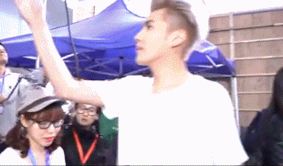 11吴亦凡.gif