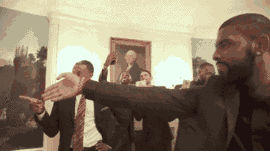 2白宫.gif