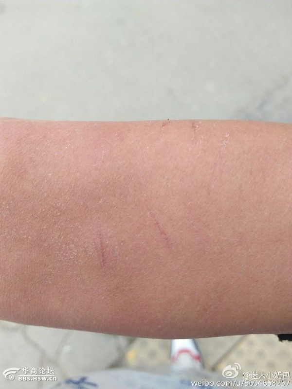 网爆:咸阳市秦都区联盟派出所警察打人