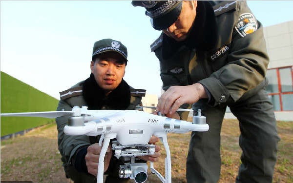 西安城管执法添利器 监管工地用上无人机