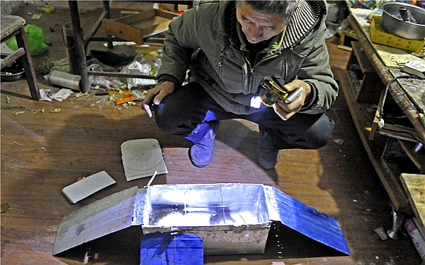 发明"捕鼠神器"3天抓3只 西安64岁打工者想申请专利