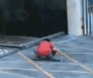 5e8zk9xf.gif