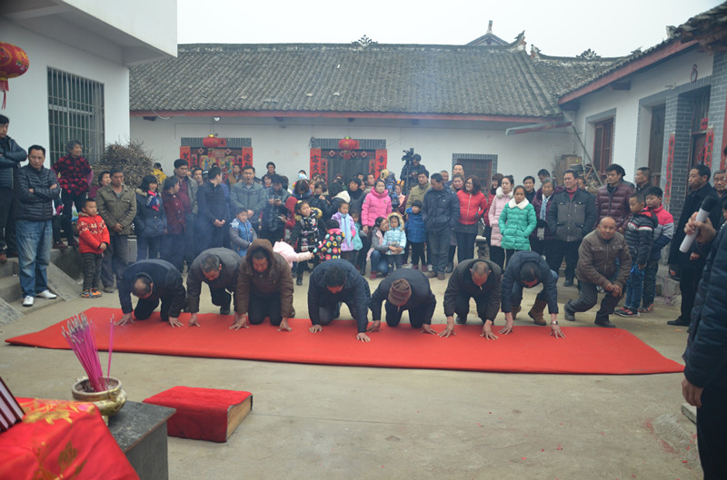 商南县三角池王氏家族举办迎新春系列活动 -商