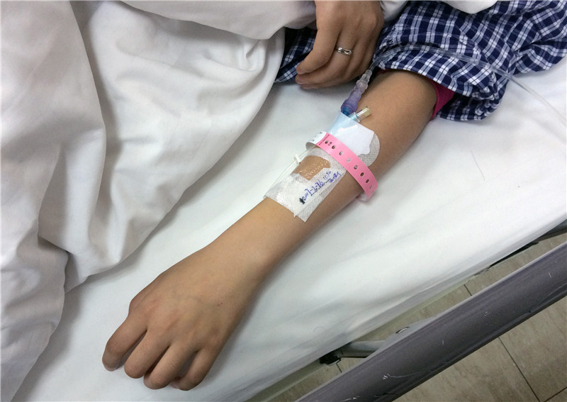 西安女孩坐滴滴顺风车昏迷醒来在宾馆 司机涉嫌强奸被拘