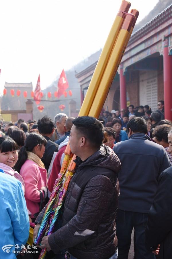二月二龙抬头据说是西安最火的灞桥毛西老洞庙会