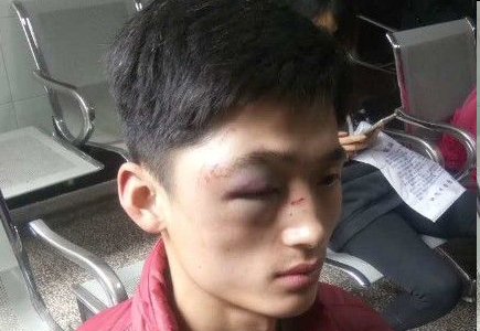 城北一小孩夜哭吵到楼下孕妇 孕妇丈夫"打上门"