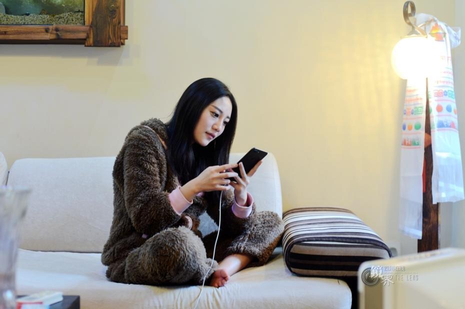 英语老师变身女主播|英语老师|经纪人-天下图库