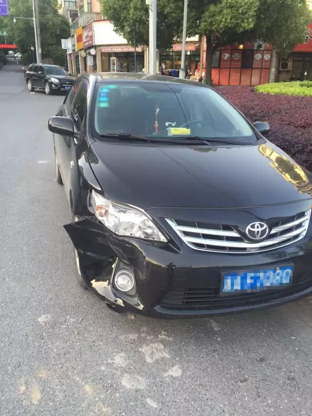 女友闹分手！小伙连夜开奥迪车求复合 结果悲剧了
