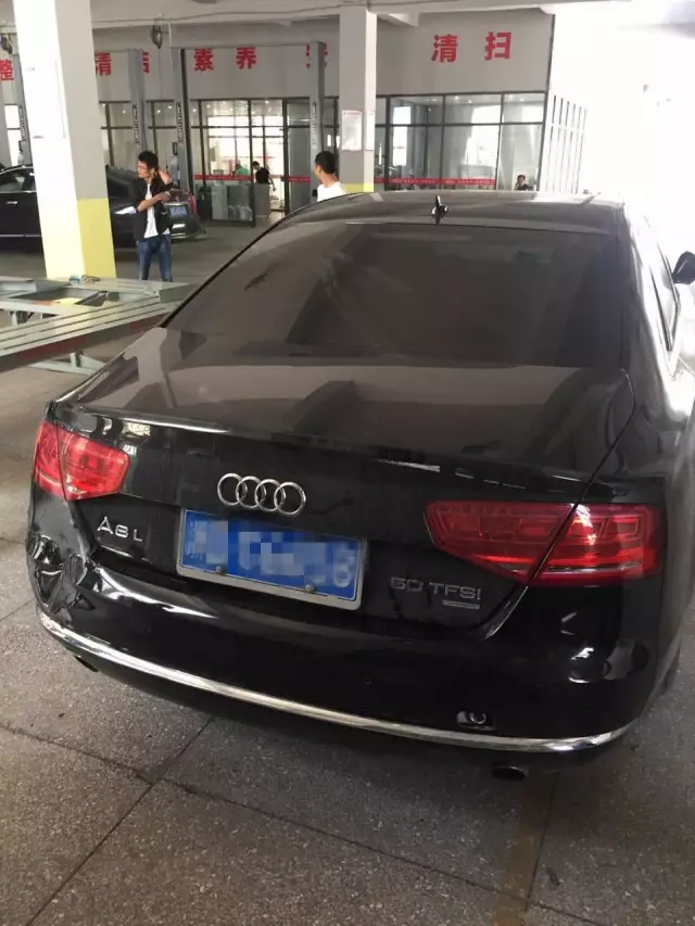 女友闹分手！小伙连夜开奥迪车求复合 结果悲剧了