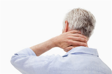 经常的低头,当心颈椎病小心头晕了