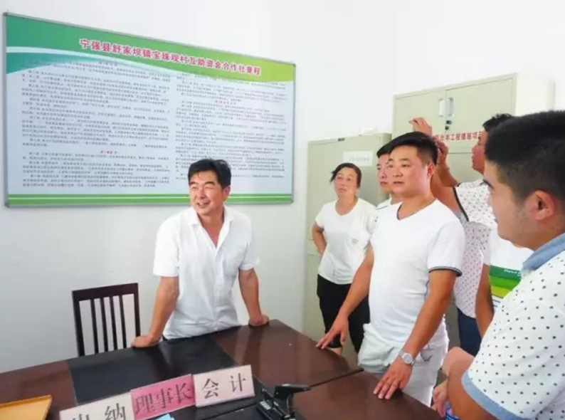 宁强县干部李怀君:用年轻的生命践行扶贫事业