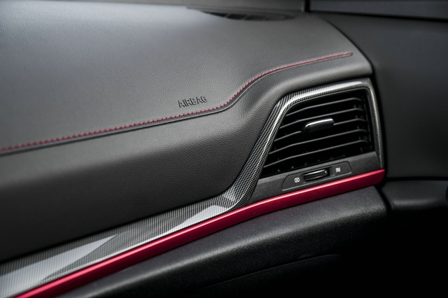 c16f0k30.jpg 20170704021718129.jpg