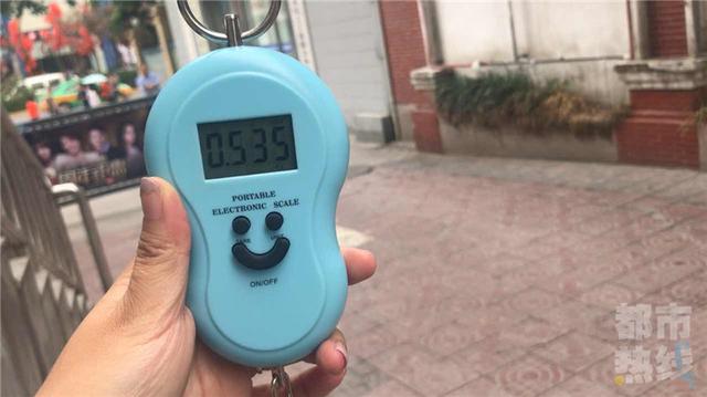 天气转冷糖炒栗子惹人嘴馋 可上秤且得当点心