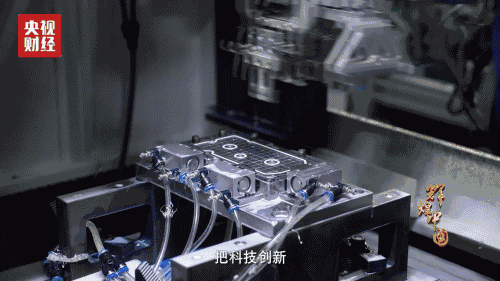 26cf9a059c12412d82972dc6e0f44c82.gif