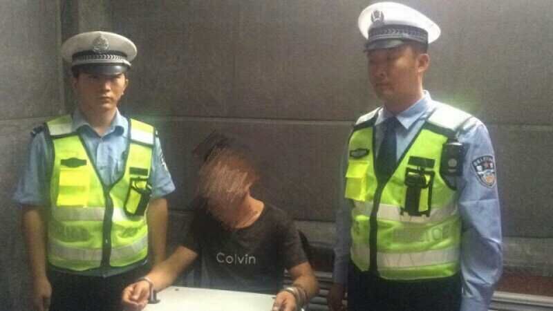 二大队特勤中队亮剑出鞘 一举查获两名毒驾人