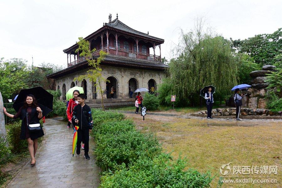 电视剧《那年花开月正圆》尚未播完 周莹故里——泾阳安吴堡乡村游火爆【6】