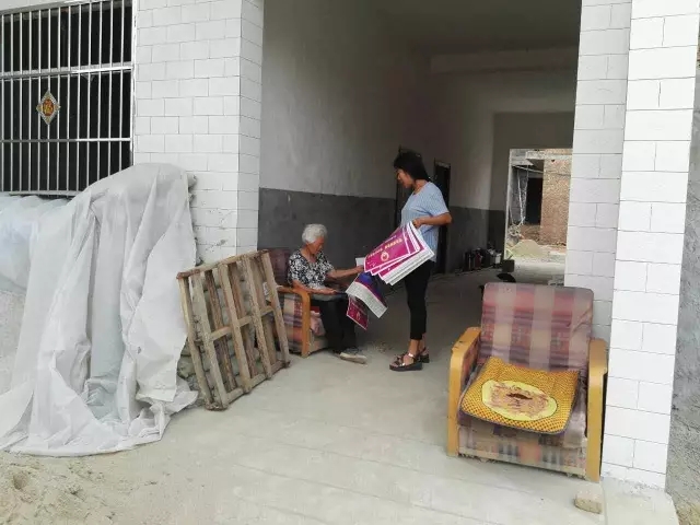 华阴市人民检察院扎实开展平安建设宣传活动-