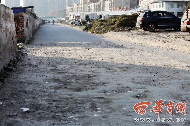 破路1.JPG
