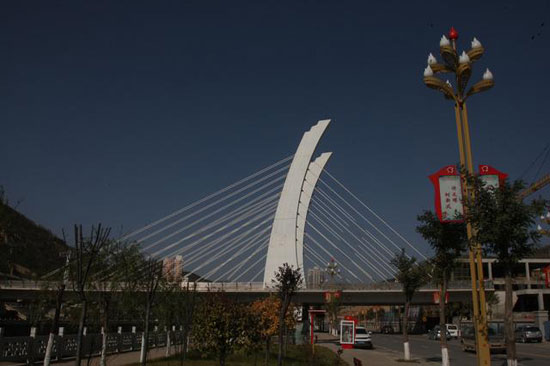 吴起县委书记董强督促检查抓落实 项目建设再