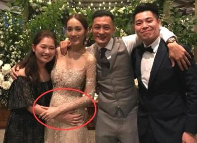 余文乐突然闪婚因怀孕?娇妻婚礼内场图孕味浓