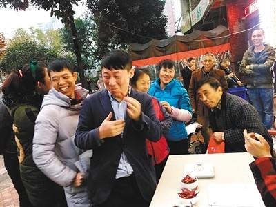 火锅店奇葩招聘引热议：你能吃多辣工资就有多高