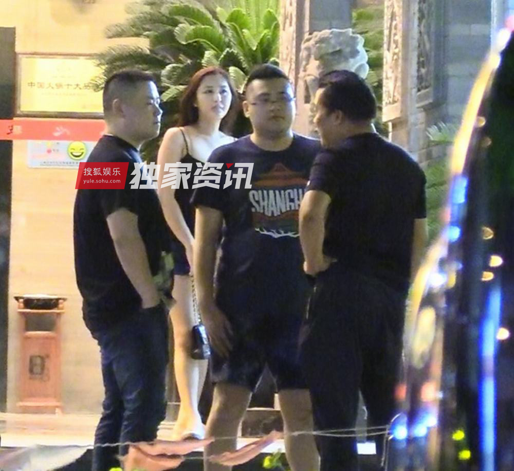 郭德纲疑为岳云鹏出轨风波发声:怕小人不算无