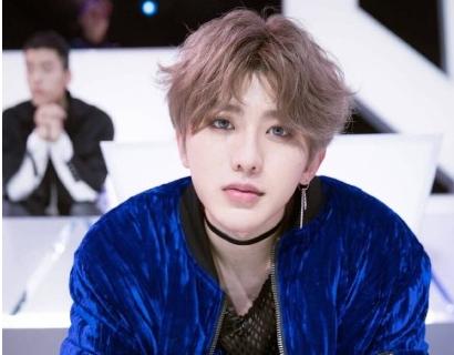 蔡徐坤起诉前公司霸王条款 签约时未满18岁