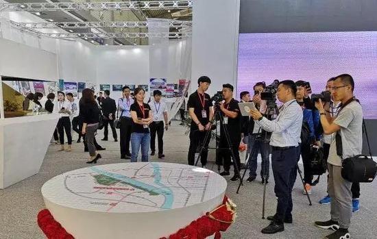第三届丝博会上备受关注的浐灞生态区展位