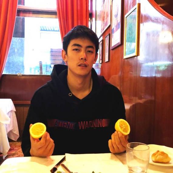 纪凌尘出轨王艺疑再添佐证!两人同天发博女方