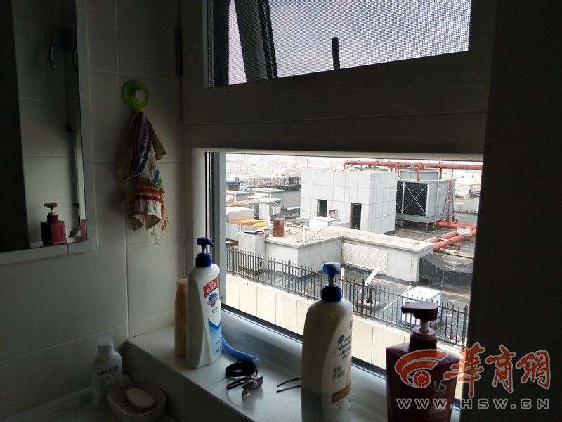 住户反映商洛万事达楼顶有噪音 三层玻璃都挡不住
