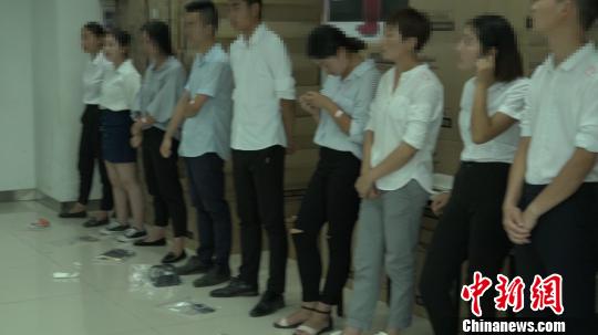 重庆警方破获特大跨省诈骗案全国逾2万人被骗