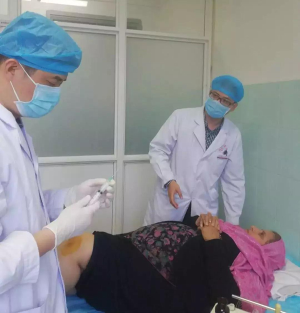 53岁巴基斯坦患者因关节炎苦不堪言 市中医为