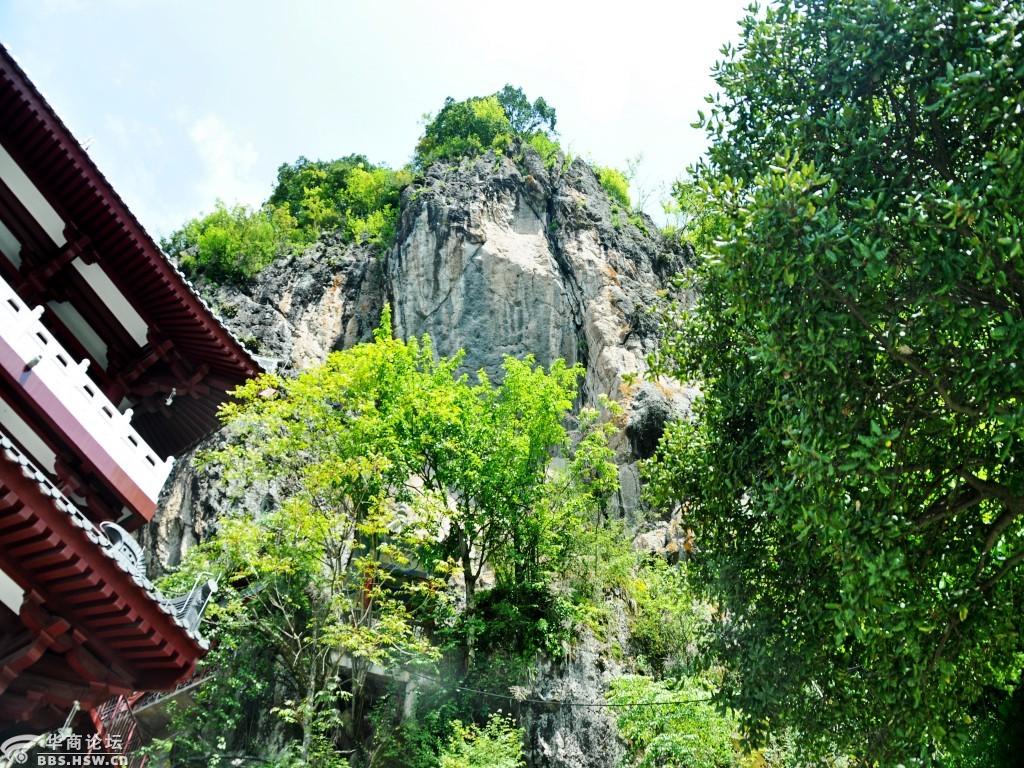 登上南宫山看大雄宝殿真身殿蔚为壮观