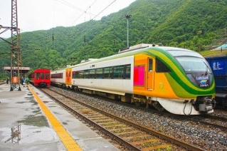 西安火车站候乘中心启用 国庆假期将加开旅客列车9列