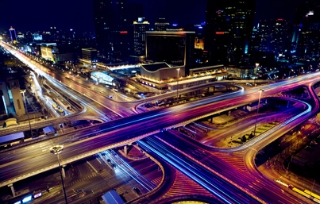 2018西安交通发展年报发布 公交车仍是市区县市民主要出行方式