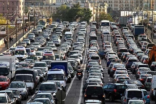 西安交警发布十一假期出行提示 节前这些道路最拥堵