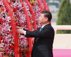 烈士纪念日向人民英雄敬献花篮仪式昨在京隆重举行