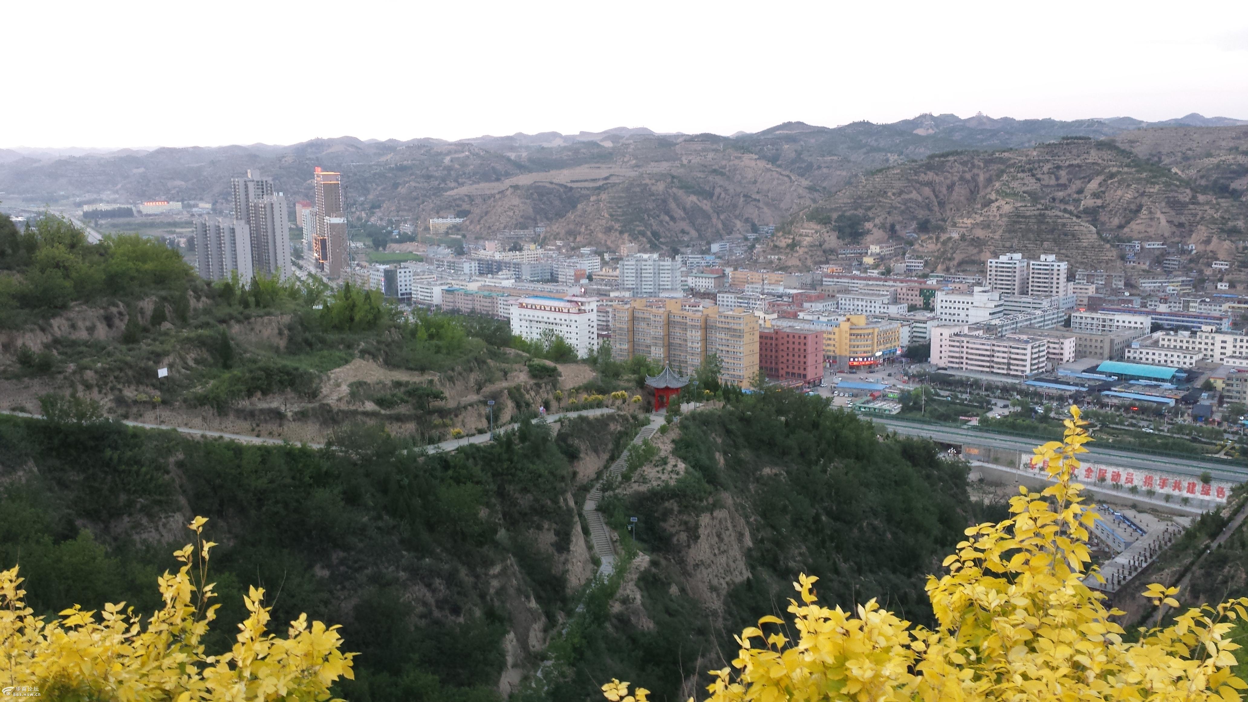 站在金鸡山上看子洲城