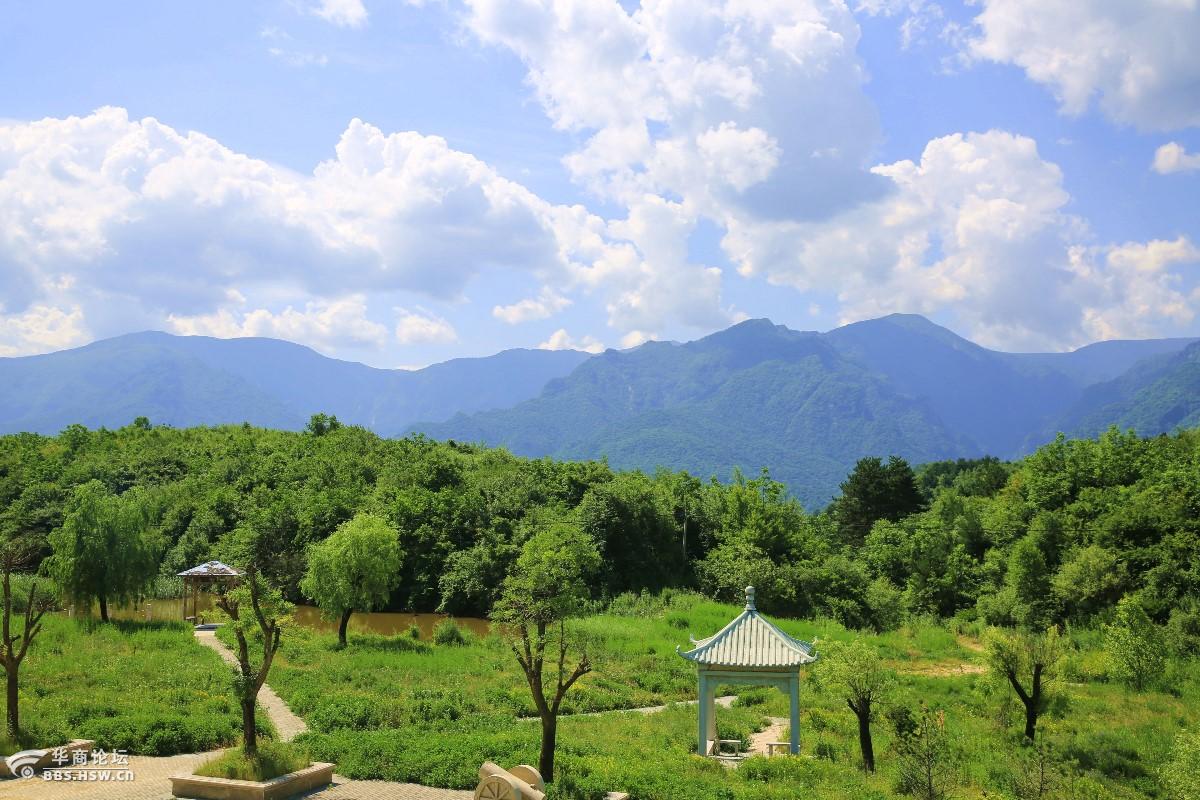 秦岭五里坡江河分水岭